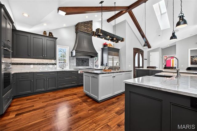 9 Woodview Drive, Lake St Louis, MO 63367