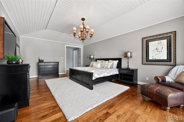 9 Woodview Drive, Lake St Louis, MO 63367