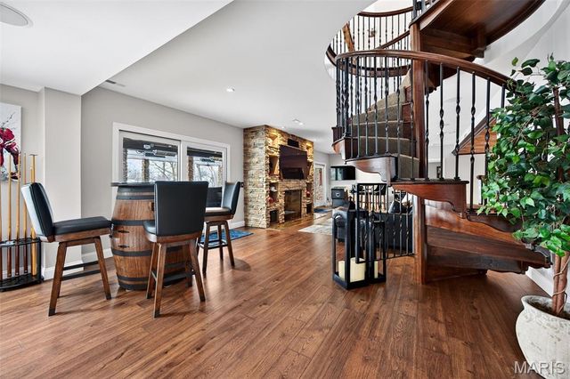 9 Woodview Drive, Lake St Louis, MO 63367