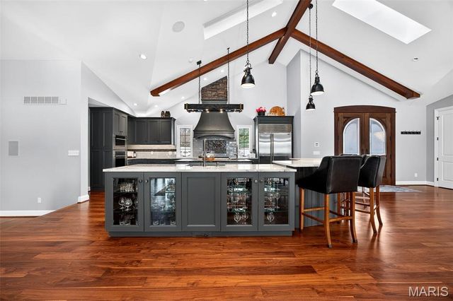 9 Woodview Drive, Lake St Louis, MO 63367