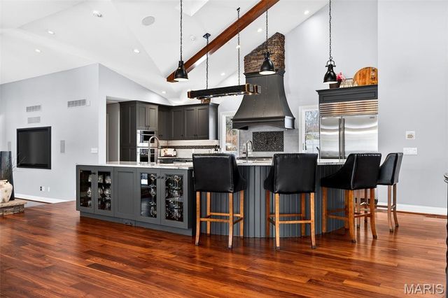 9 Woodview Drive, Lake St Louis, MO 63367