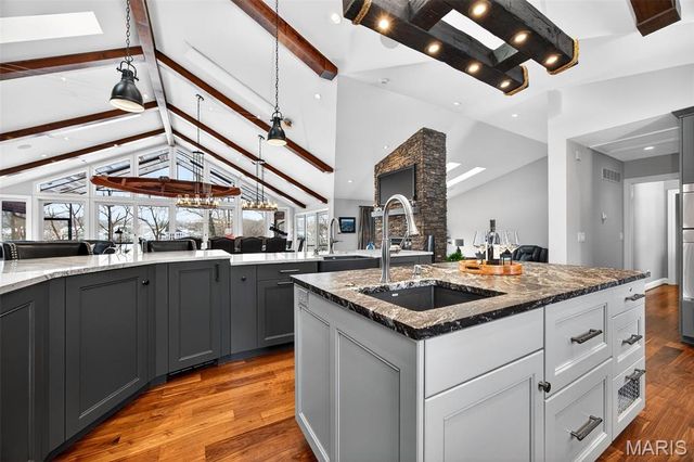 9 Woodview Drive, Lake St Louis, MO 63367