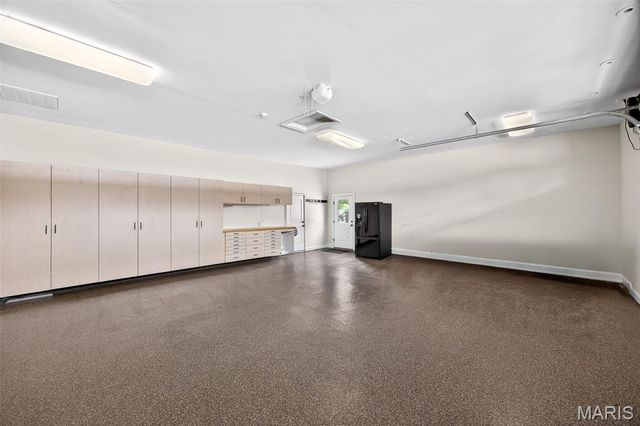 9 Woodview Drive, Lake St Louis, MO 63367