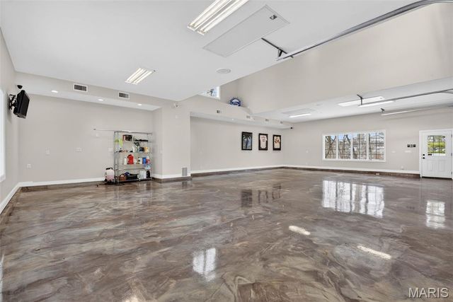 9 Woodview Drive, Lake St Louis, MO 63367