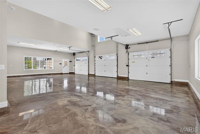 9 Woodview Drive, Lake St Louis, MO 63367