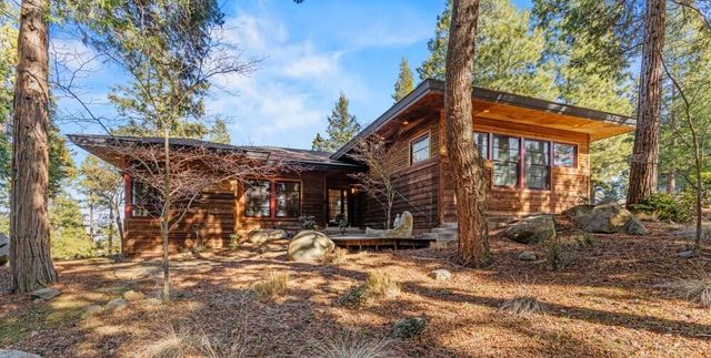 11421 Kestrel Road, Klamath Falls, OR 97601