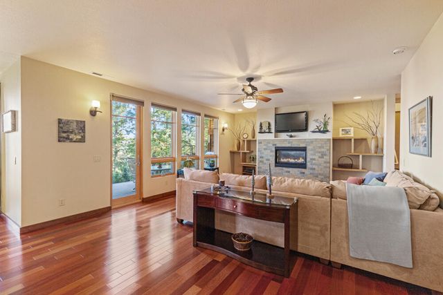 11421 Kestrel Road, Klamath Falls, OR 97601