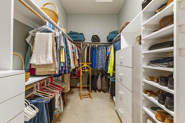 11421 Kestrel Road, Klamath Falls, OR 97601