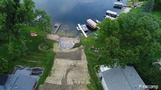 10418 King Road, Davisburg, MI 48350