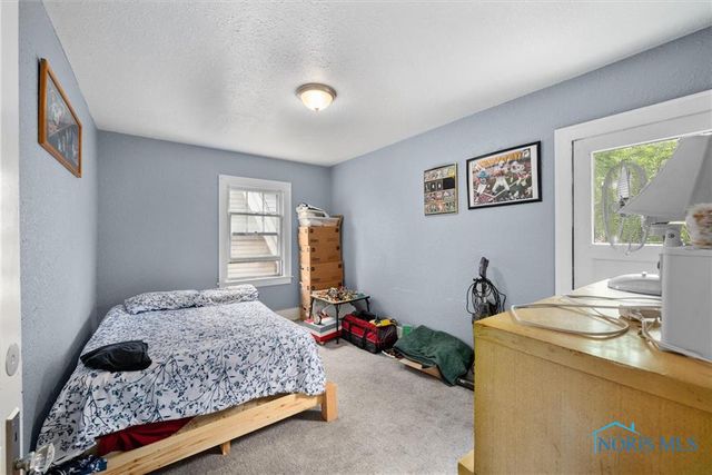 2033 Crosswell Place, Toledo, OH 43607