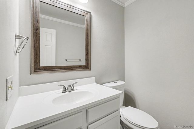 4386 S Blackhawk Way, Aurora, CO 80015