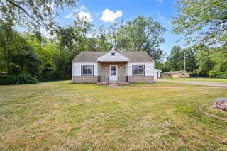 13964 State Road 23, Granger, IN 46530