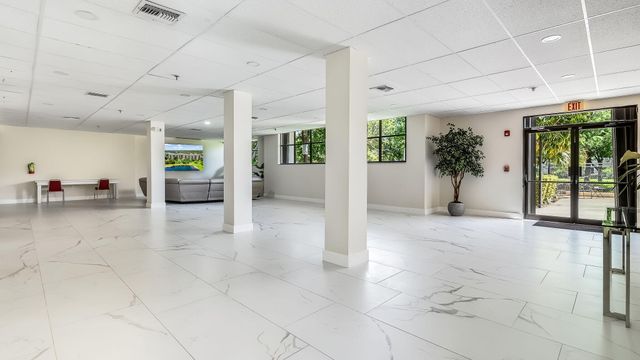 900 NE 195TH Street 217, Miami, FL 33179