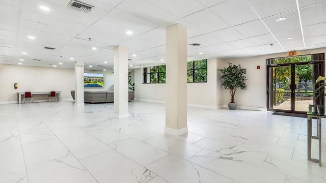 900 NE 195TH Street 217, Miami, FL 33179