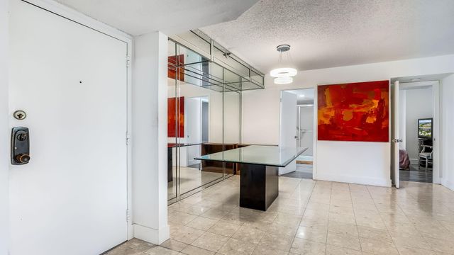 900 NE 195TH Street 217, Miami, FL 33179