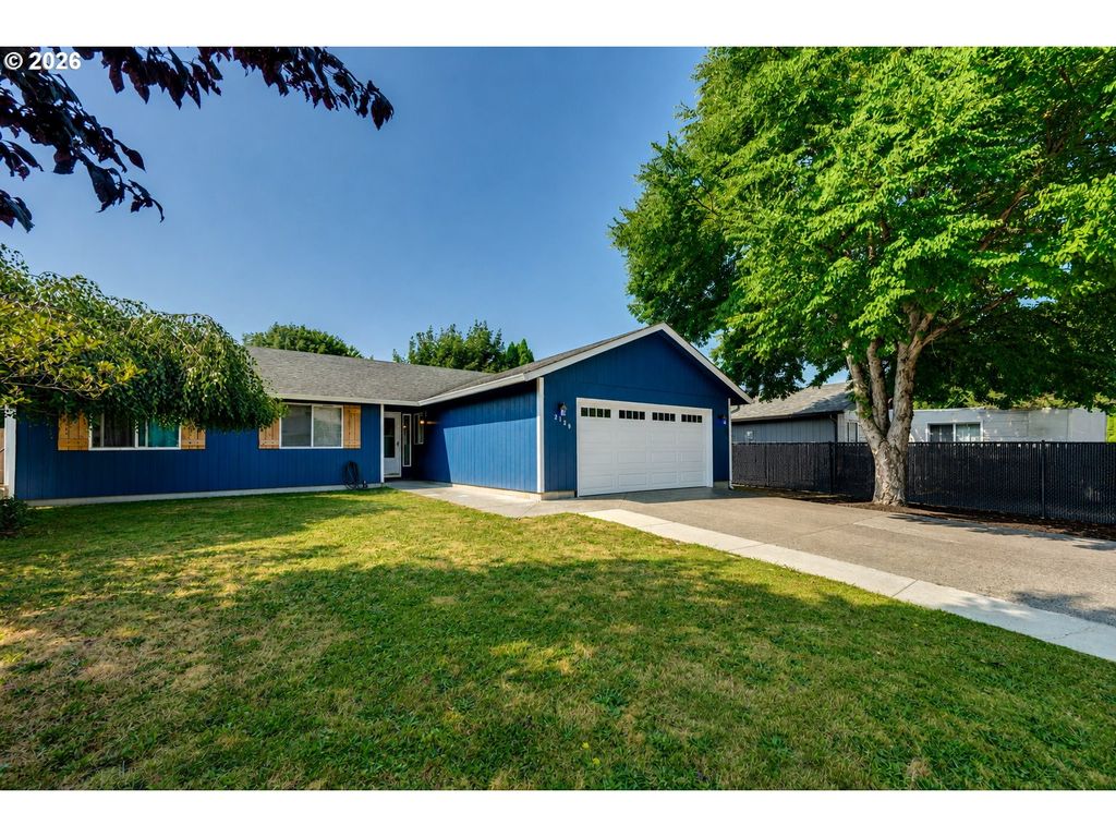 2129 DAHLIA St, Woodland, WA 98674