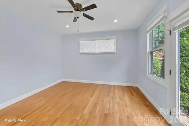 406 Kessler Place, Asheville, NC 28804