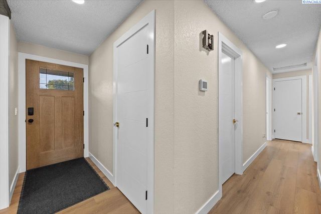 509 S Kellogg St, Kennewick, WA 99336