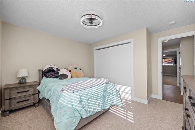 509 S Kellogg St, Kennewick, WA 99336