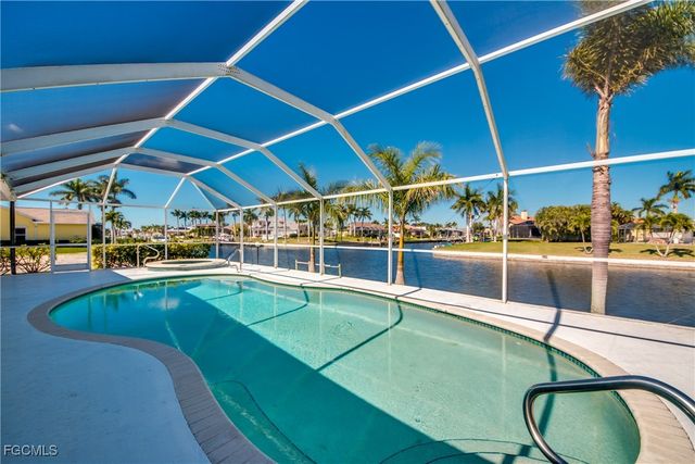 2619 SW 35th LN, Cape Coral, FL 33914