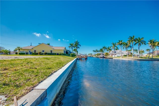 2619 SW 35th LN, Cape Coral, FL 33914