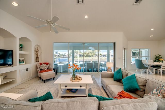 2619 SW 35th LN, Cape Coral, FL 33914