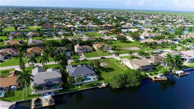 2619 SW 35th LN, Cape Coral, FL 33914