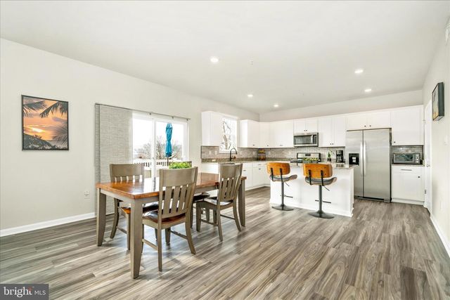 2086 POMONA WAY, Frederick, MD 21702