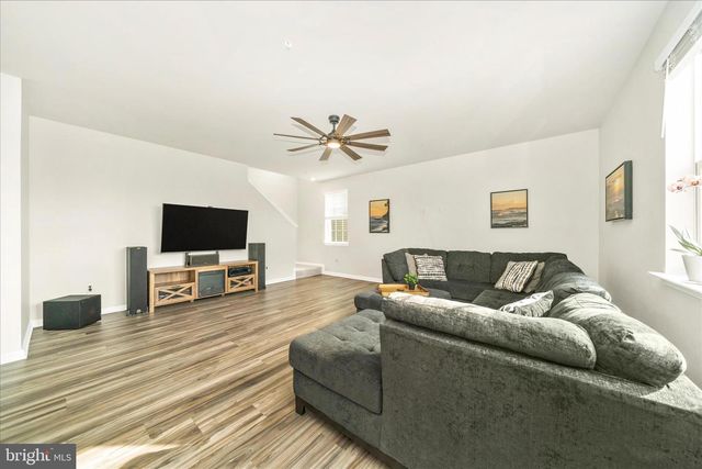 2086 POMONA WAY, Frederick, MD 21702