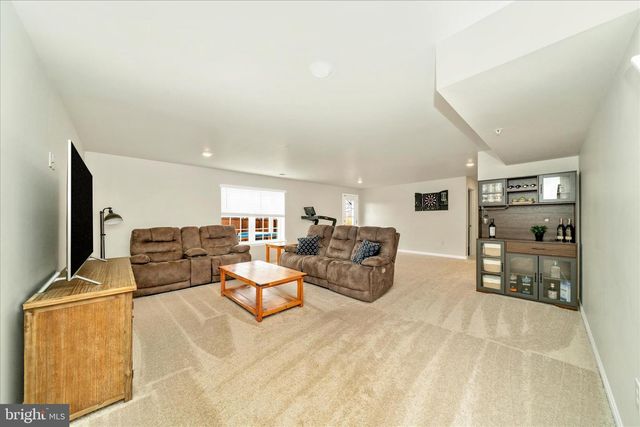 2086 POMONA WAY, Frederick, MD 21702