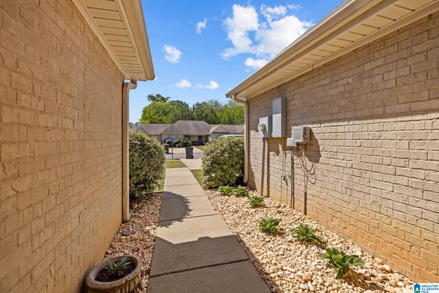 528 CASTLEBURY LANE, Calera, AL 35040