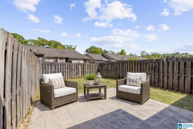 528 CASTLEBURY LANE, Calera, AL 35040