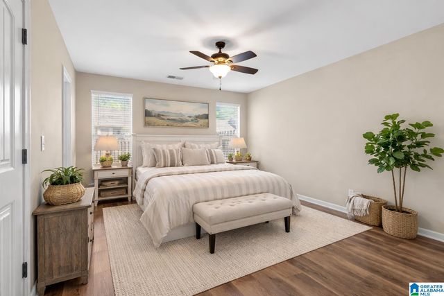 528 CASTLEBURY LANE, Calera, AL 35040