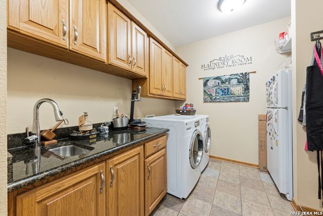 71 Horseshoe Trl, New Braunfels, TX 78132