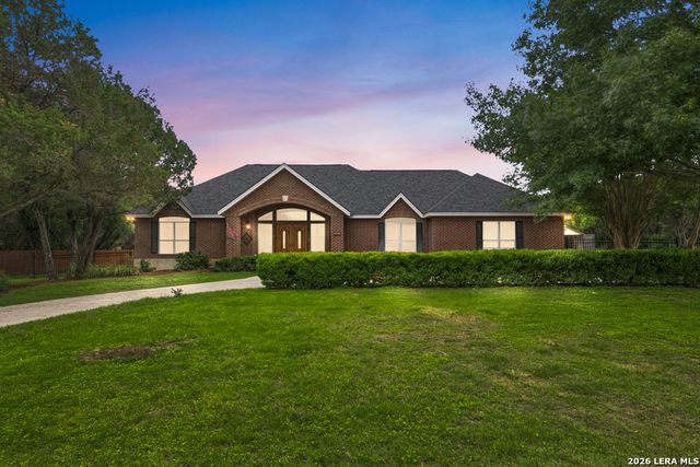 71 Horseshoe Trl, New Braunfels, TX 78132