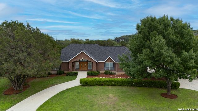 71 Horseshoe Trl, New Braunfels, TX 78132