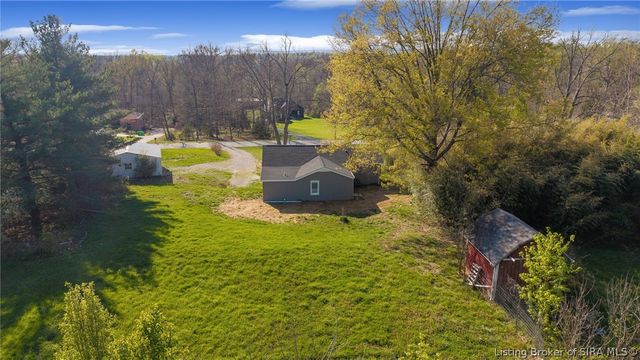 7658 Pekin Road, Greenville, IN 47124
