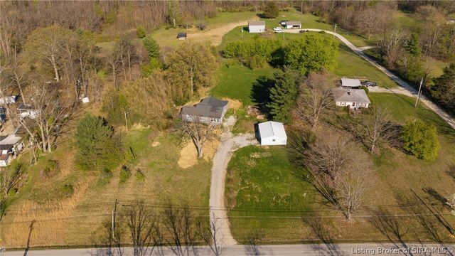 7658 Pekin Road, Greenville, IN 47124