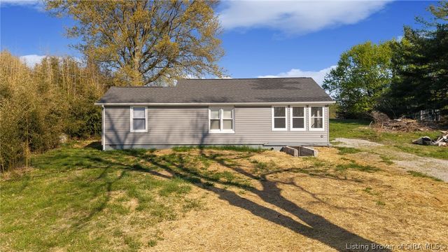 7658 Pekin Road, Greenville, IN 47124