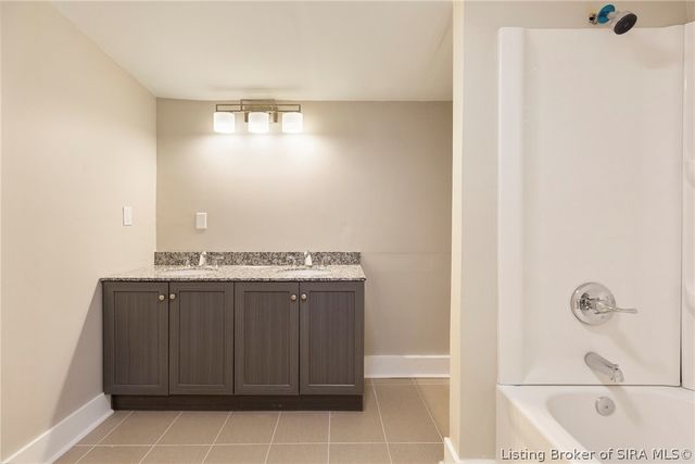 7658 Pekin Road, Greenville, IN 47124