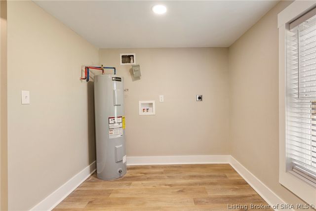 7658 Pekin Road, Greenville, IN 47124