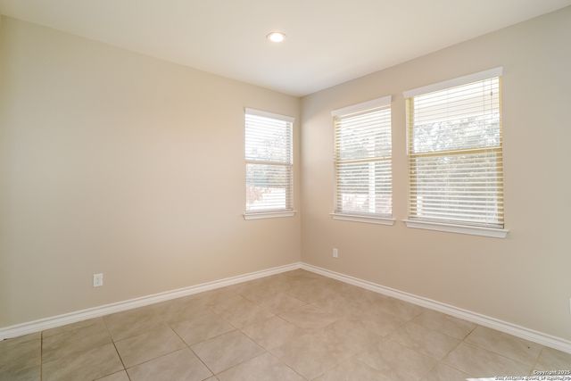 5602 BURR BLF, San Antonio, TX 78266