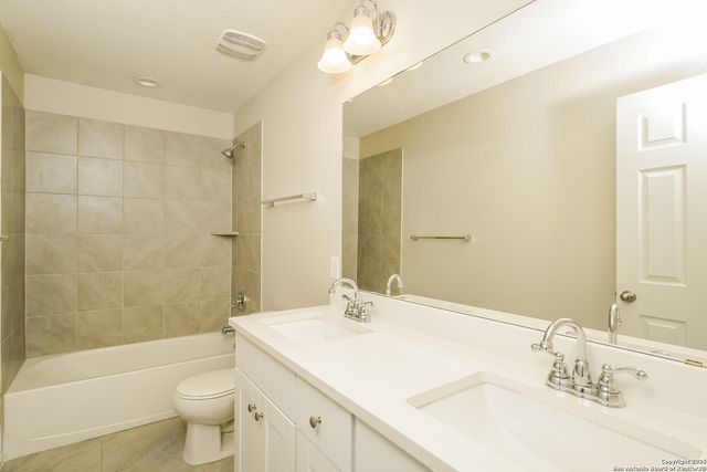 5602 BURR BLF, San Antonio, TX 78266