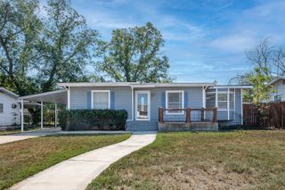 909 Calcutta, Brady, TX 76825