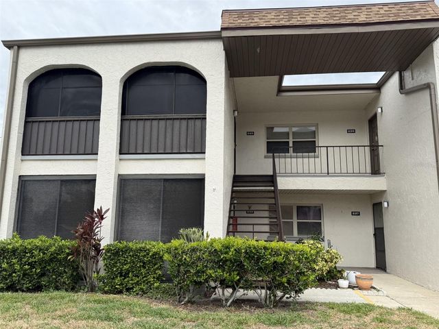 7701 STARKEY ROAD 239, Seminole, FL 33777