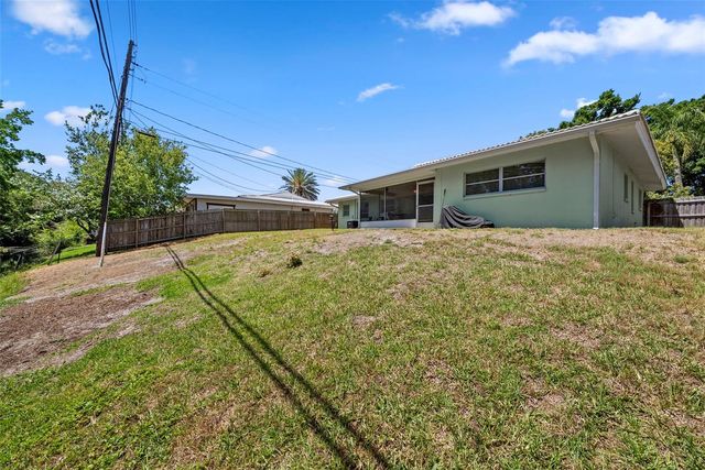 1413 EMBASSY DRIVE, Clearwater, FL 33764