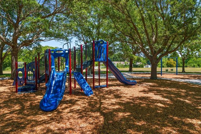 1413 EMBASSY DRIVE, Clearwater, FL 33764