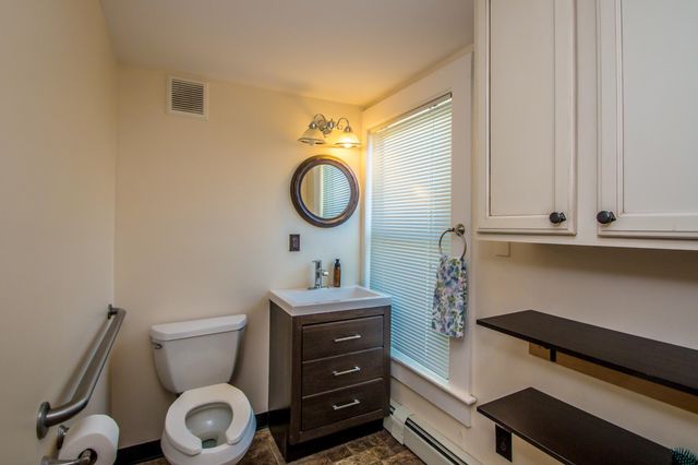 40 West Main Street, Littleton, NH 03561