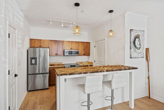 200 Bucksley Lane 105, Charleston, SC 29492