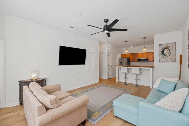 200 Bucksley Lane 105, Charleston, SC 29492